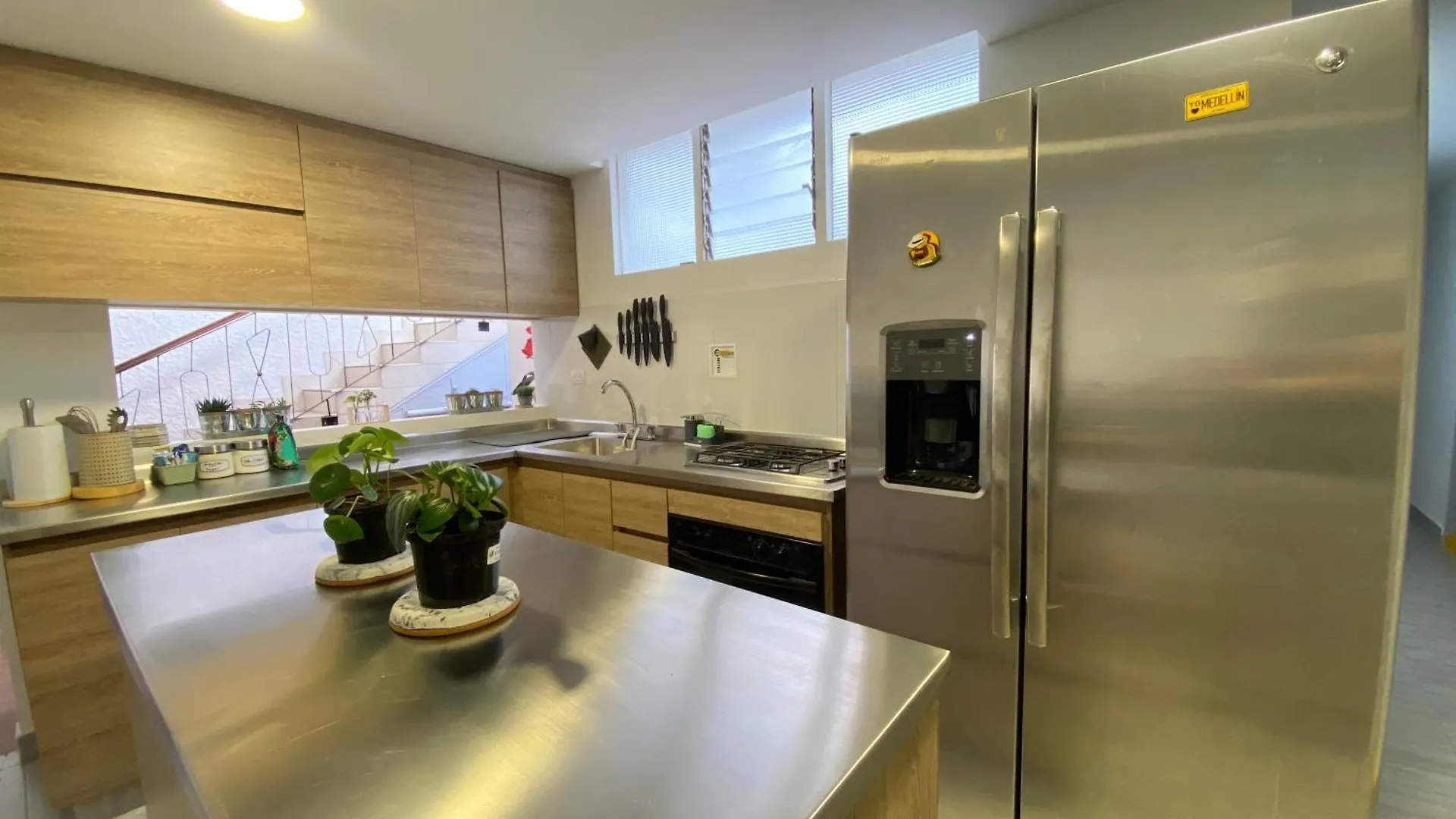 Habitacion 2 Fatima Μεντεγίν
